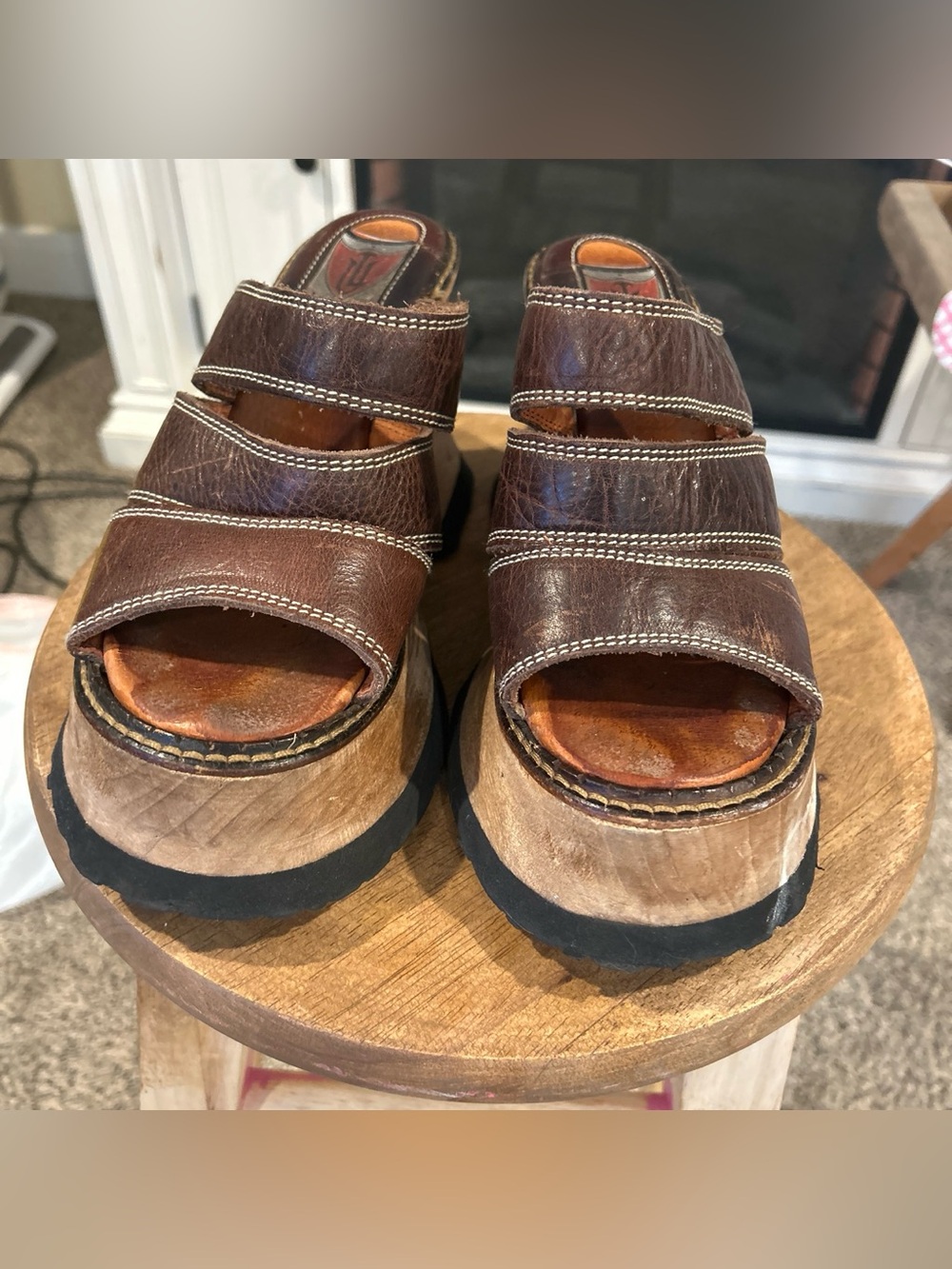 Y2K 90s Brown Leather Platform Slide Sandals